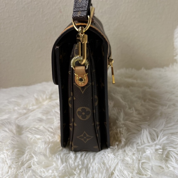 Louis Vuitton Trunk Edition Metis - Picture 5 of 9